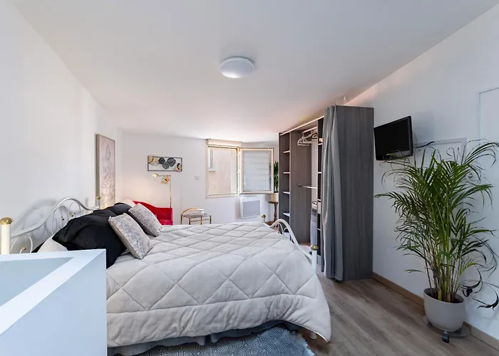 בית נופש Maison Charmante Au Coeur De