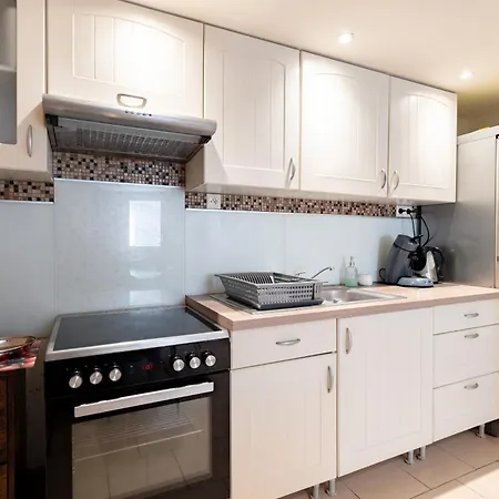 Maison Charmante Au Coeur De Holiday home *