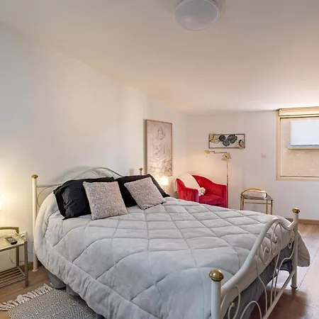 Maison Charmante Au Coeur De Holiday home *